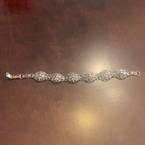 2/$40 👸🏻 Vintage Ornate Bracelet 🖤 - Picture 6 of 10